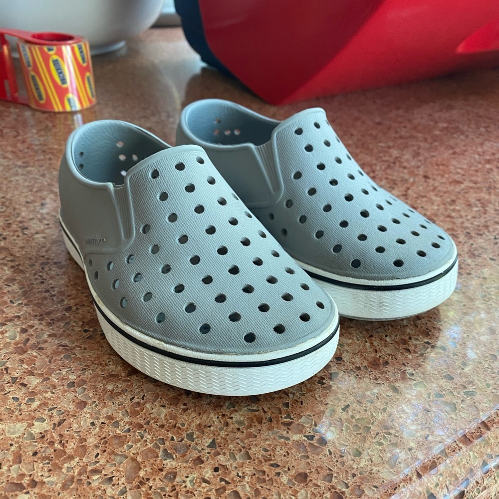 Native shoes size 9c , great condition grey color